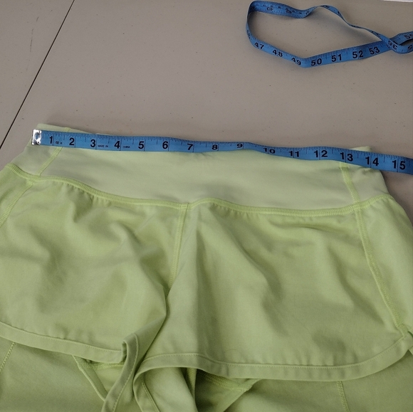 Lululemon Lime Green High-Rise Training Workout Running Athletic Shorts Sz 4 - Picture 9 of 16